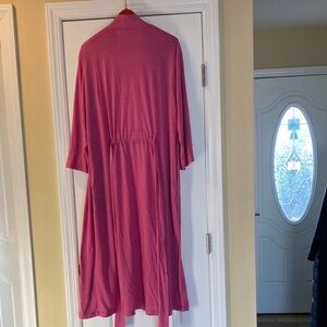 Natori Pink Stretch Maxi Robe Belt Pockets